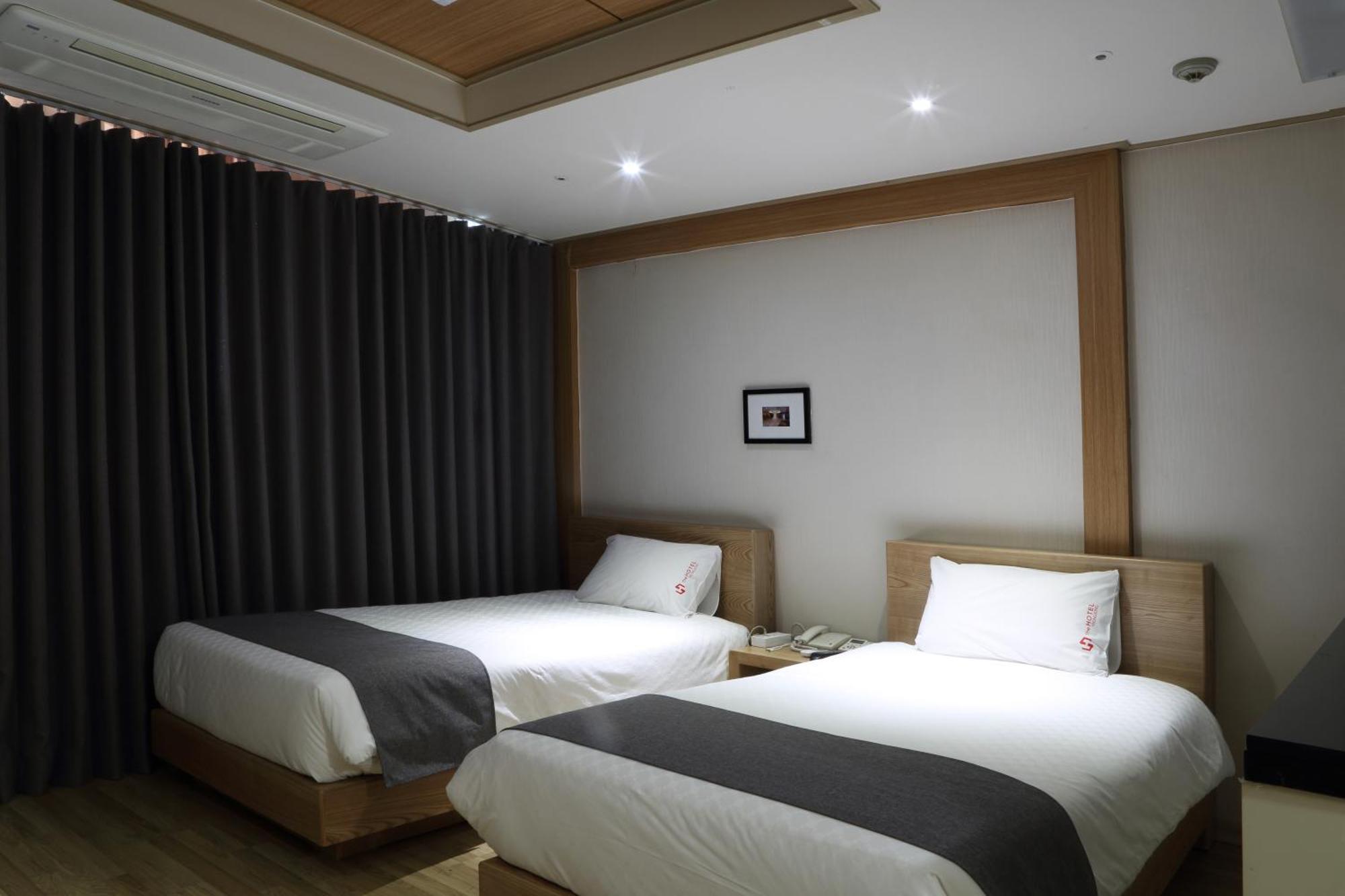 Incheon The Hotel Yeongjong Esterno foto