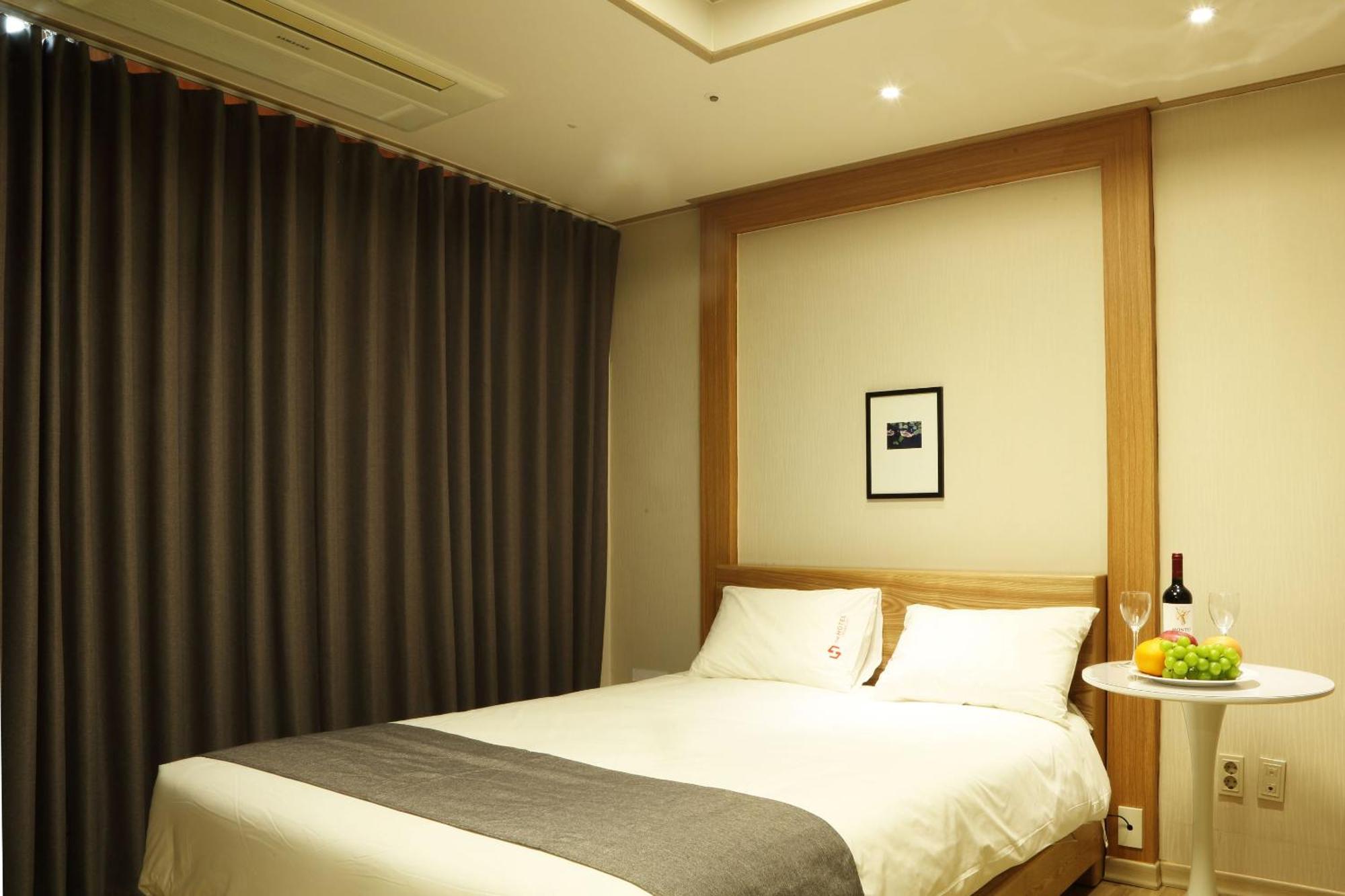 Incheon The Hotel Yeongjong Esterno foto
