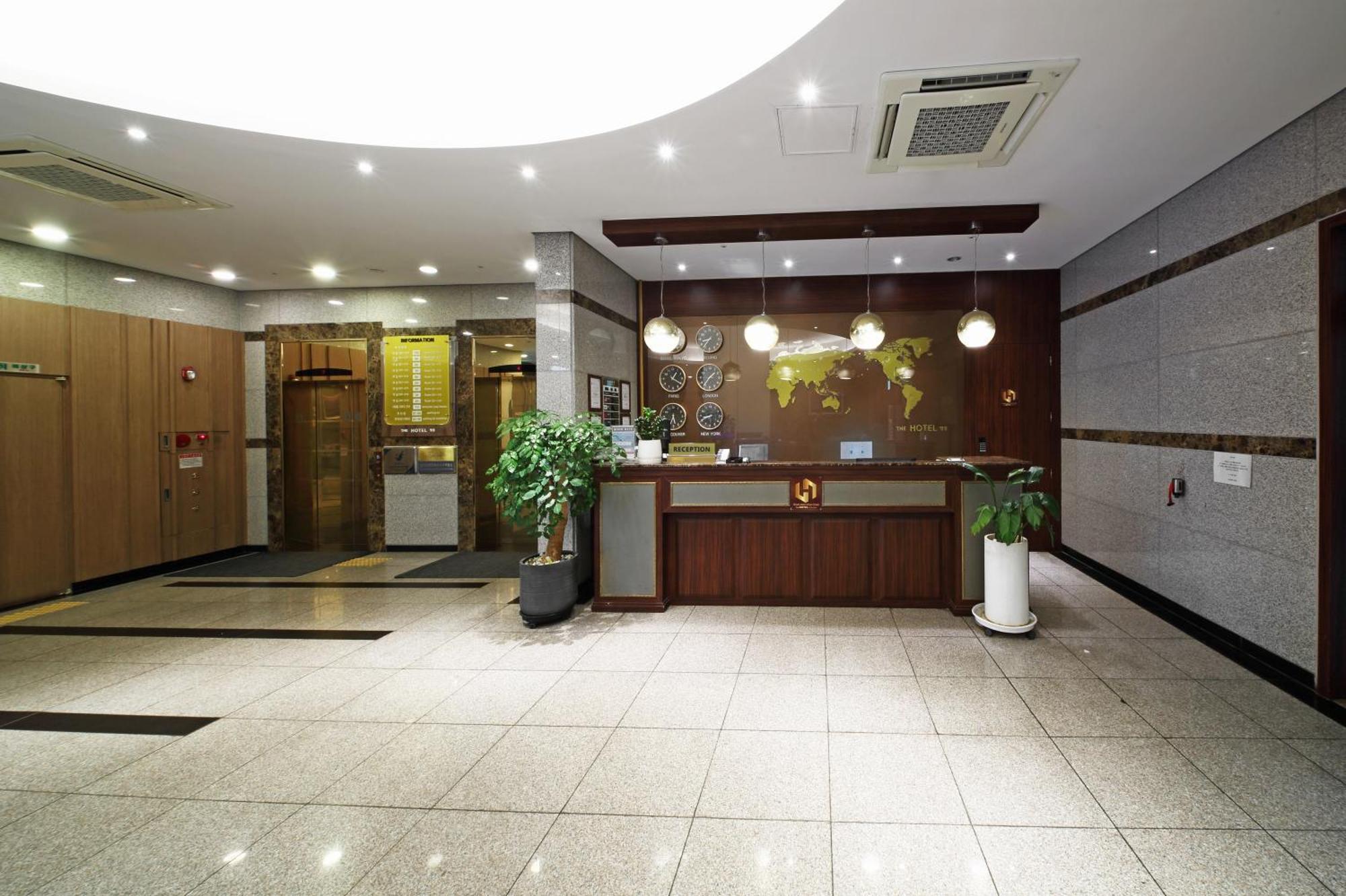 Incheon The Hotel Yeongjong Esterno foto